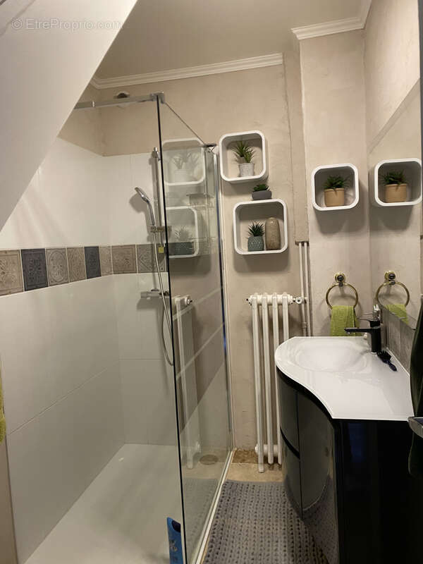 Maison à SAINT-GERMAIN-LES-BELLES