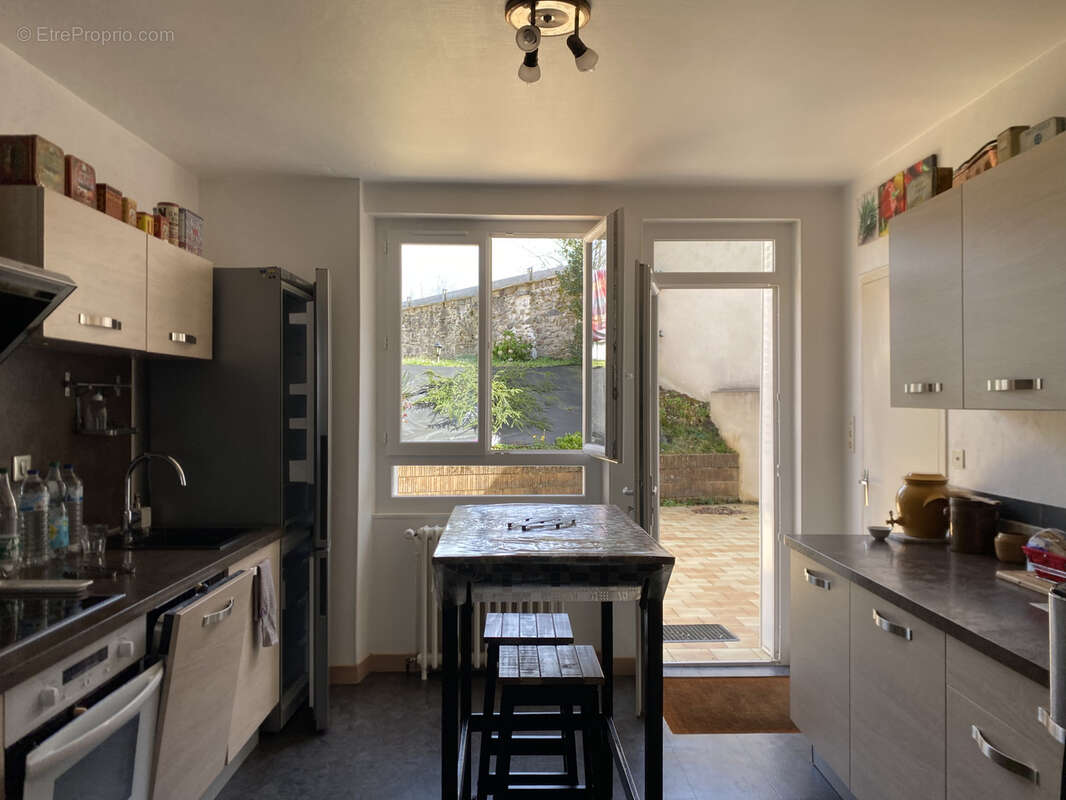 Maison à SAINT-GERMAIN-LES-BELLES