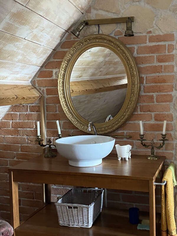 Maison à SAINT-GERMAIN-LES-BELLES