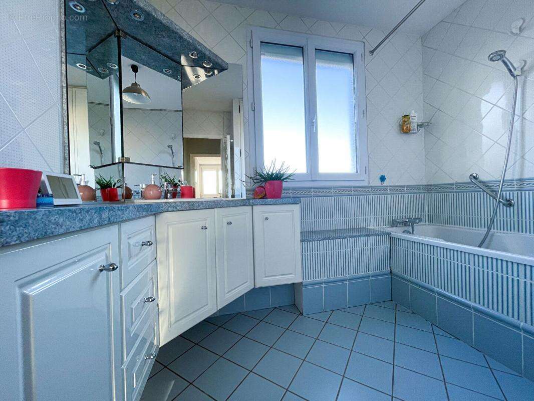 Appartement à SOTTEVILLE-LES-ROUEN