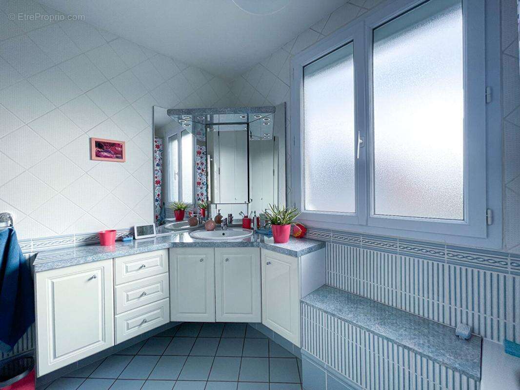 Appartement à SOTTEVILLE-LES-ROUEN