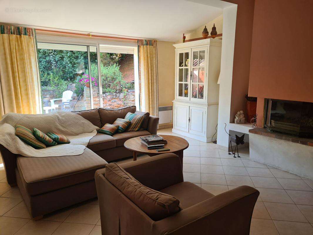 Maison à ROUSSILLON