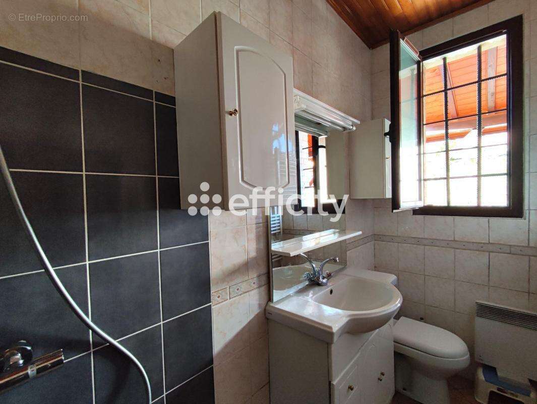 Maison à SAINT-DENIS