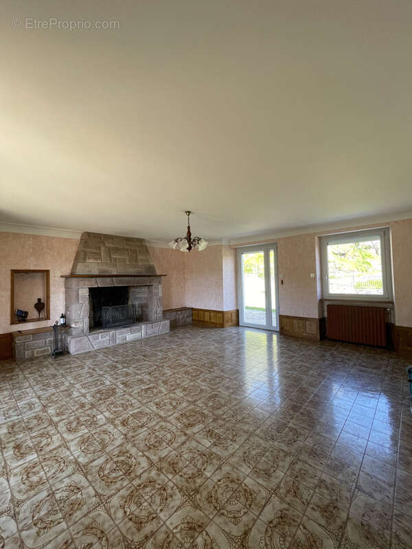 Maison à SAINT-GENIEZ-D&#039;OLT