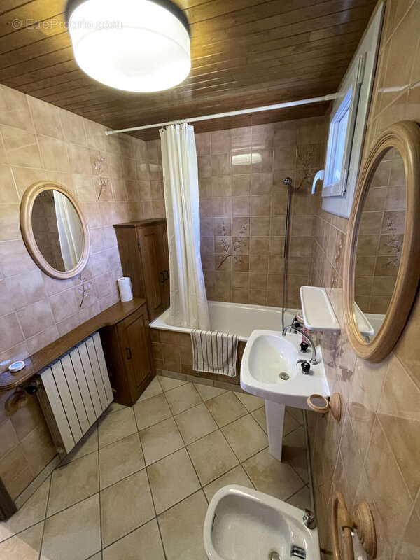 Maison à SAINT-GENIEZ-D&#039;OLT