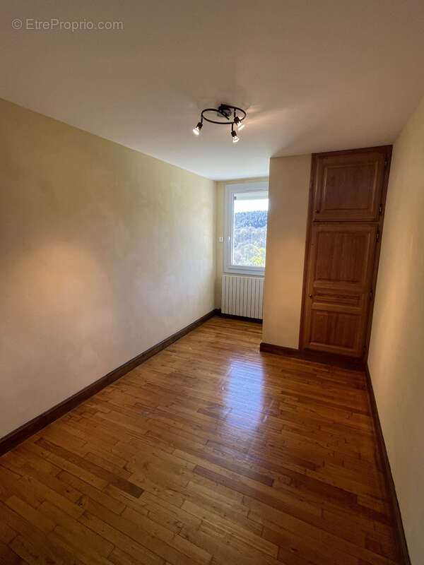 Maison à SAINT-GENIEZ-D&#039;OLT