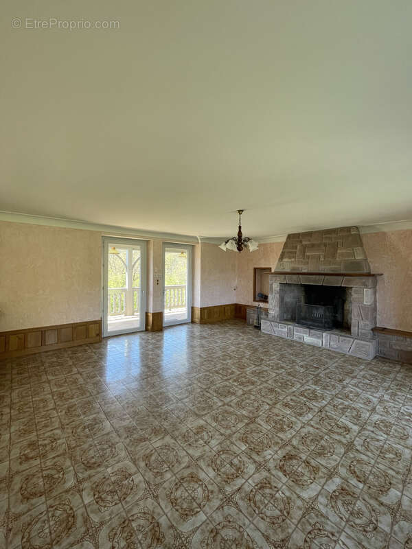 Maison à SAINT-GENIEZ-D&#039;OLT