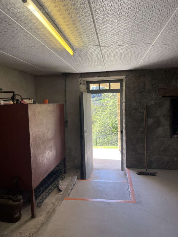 Maison à SAINT-GENIEZ-D&#039;OLT