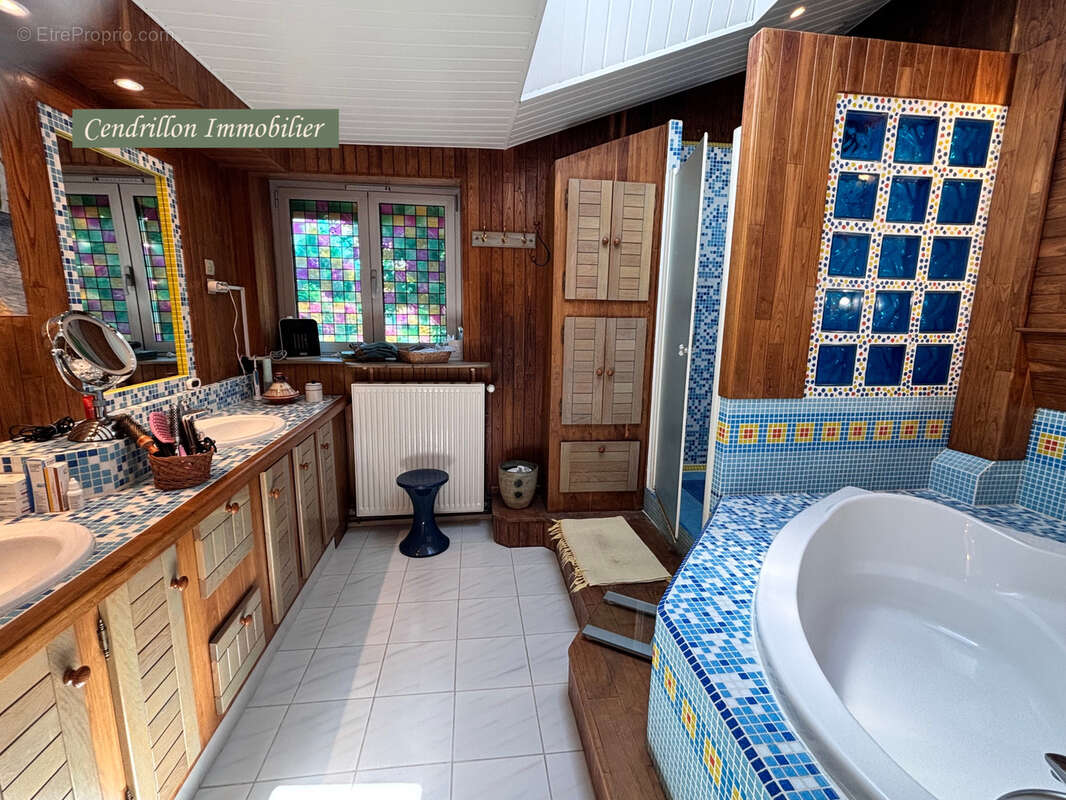 Maison à SAINTE-FEYRE