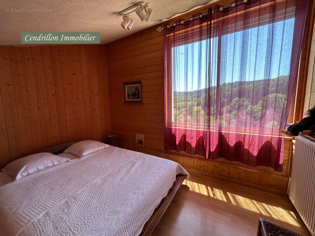 Maison à SAINTE-FEYRE