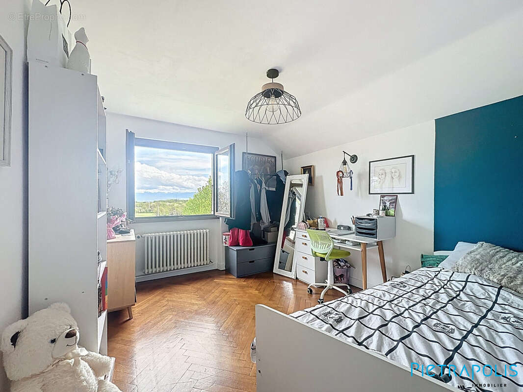 Maison à DIVONNE-LES-BAINS