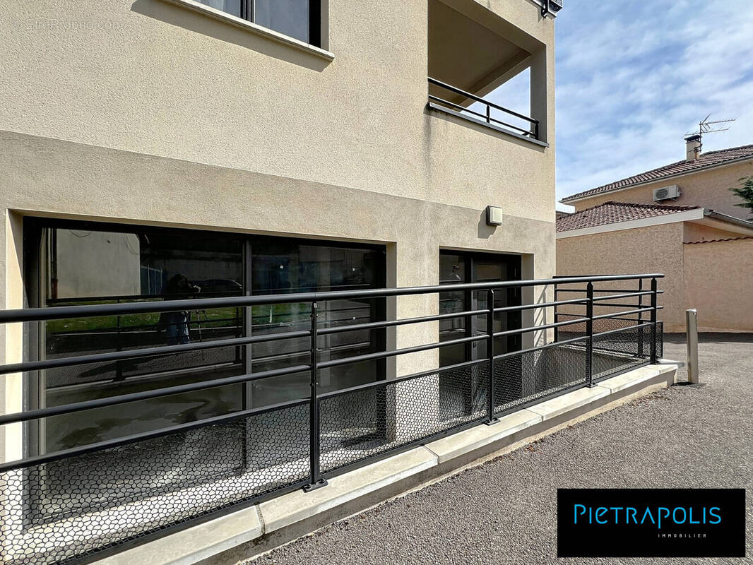 Commerce à CHAVANOZ