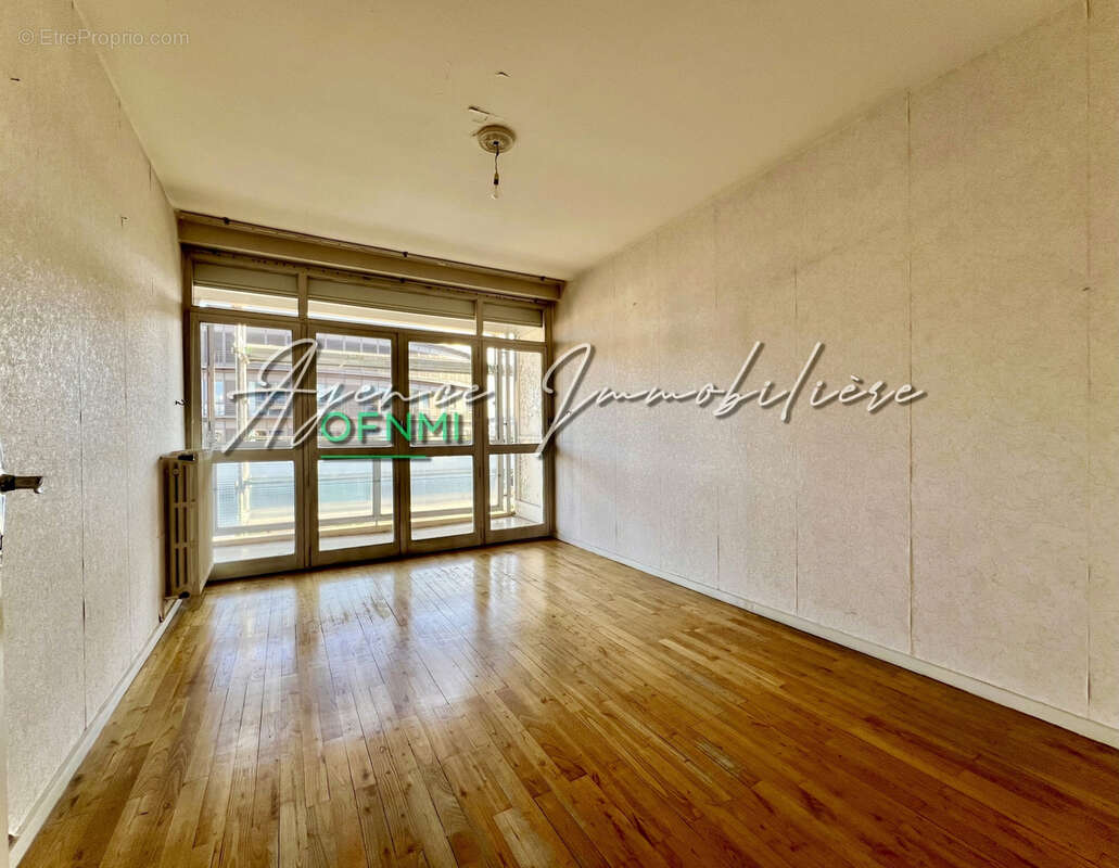 Appartement à SAINT-ETIENNE