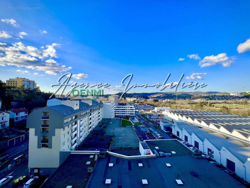 Appartement à SAINT-ETIENNE