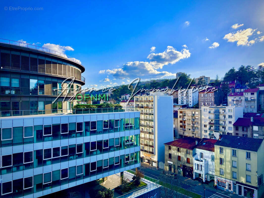 Appartement à SAINT-ETIENNE