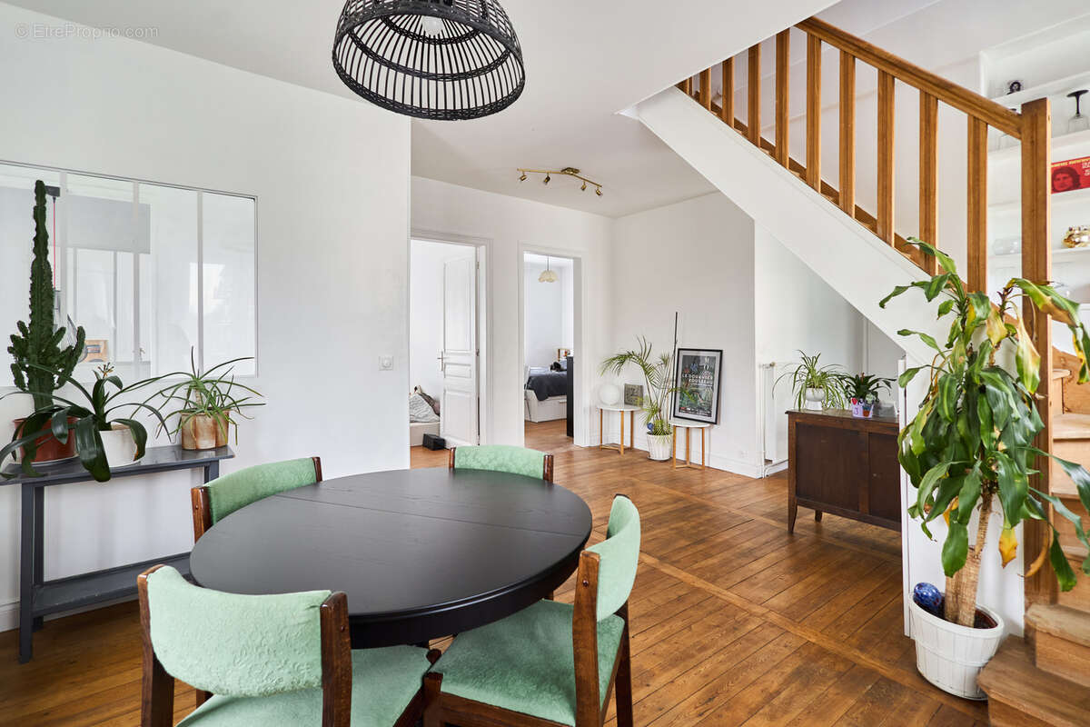 Appartement à TINQUEUX