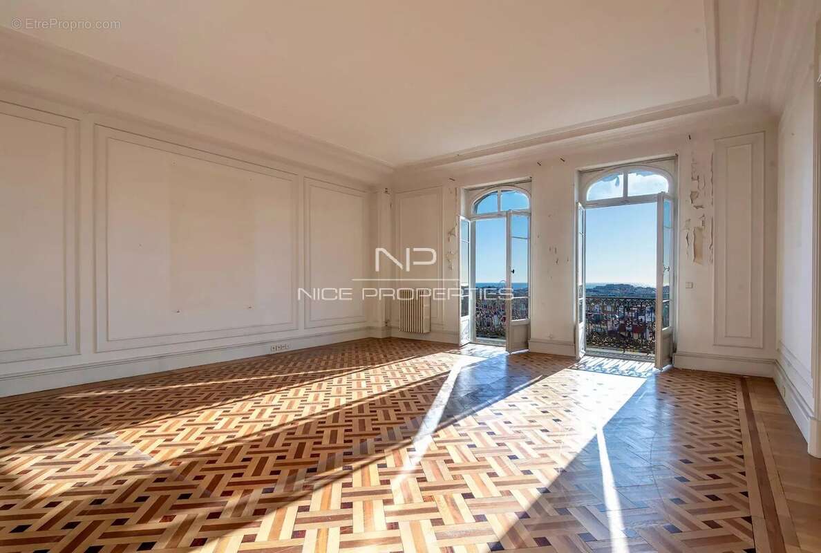 Appartement à NICE