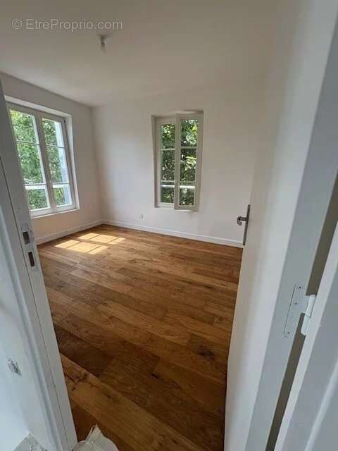 Maison à ASNIERES-SUR-SEINE