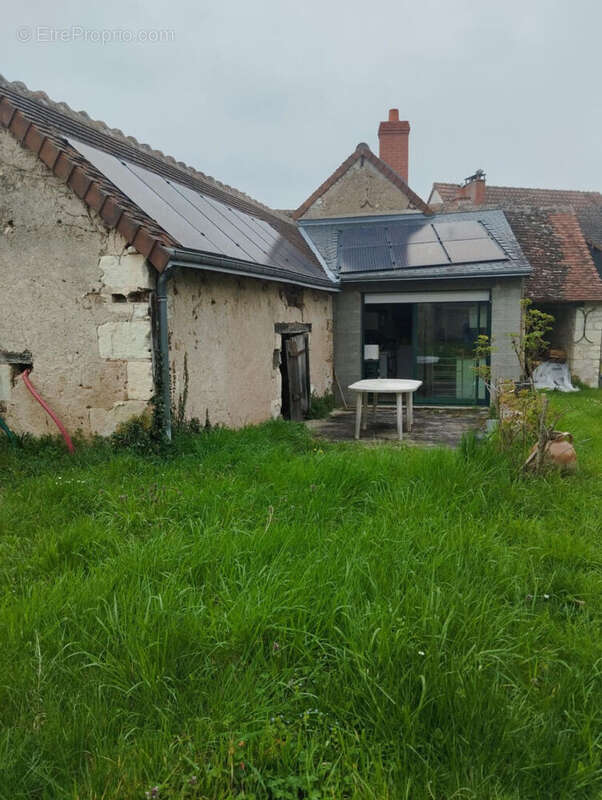 Maison à BUXEUIL