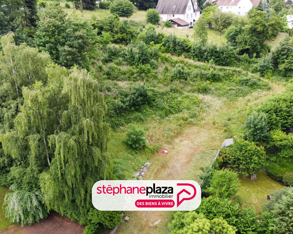 Terrain à SAINT-AVOLD