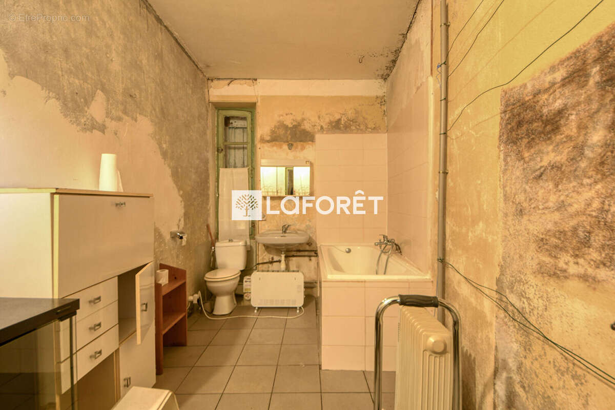 Maison à LISLE-SUR-TARN