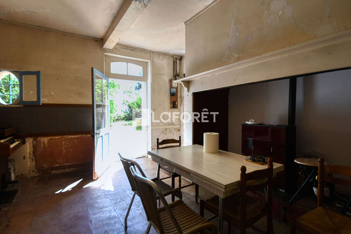 Maison à LISLE-SUR-TARN