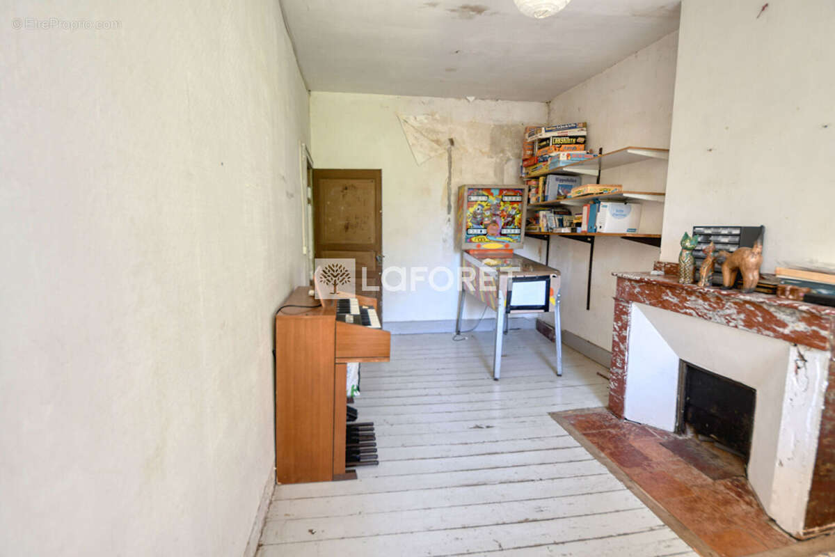 Maison à LISLE-SUR-TARN