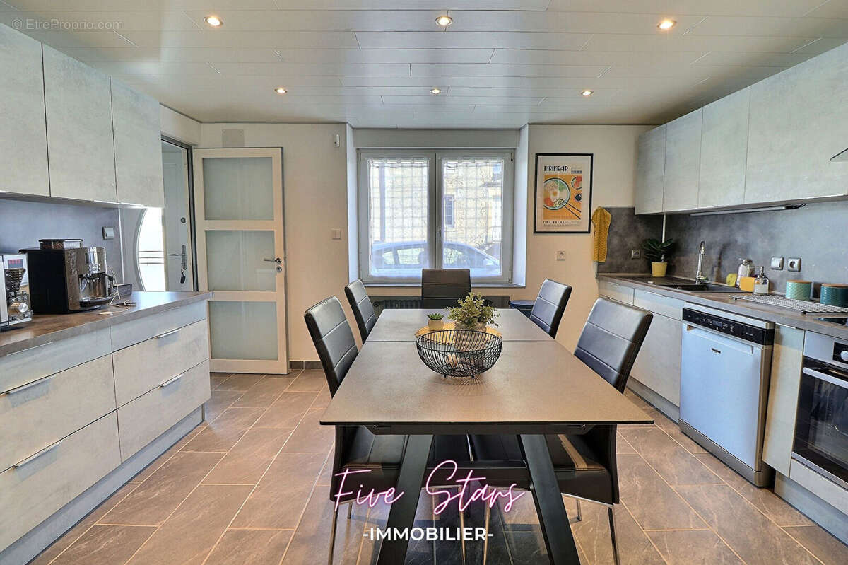 Maison à ERROUVILLE