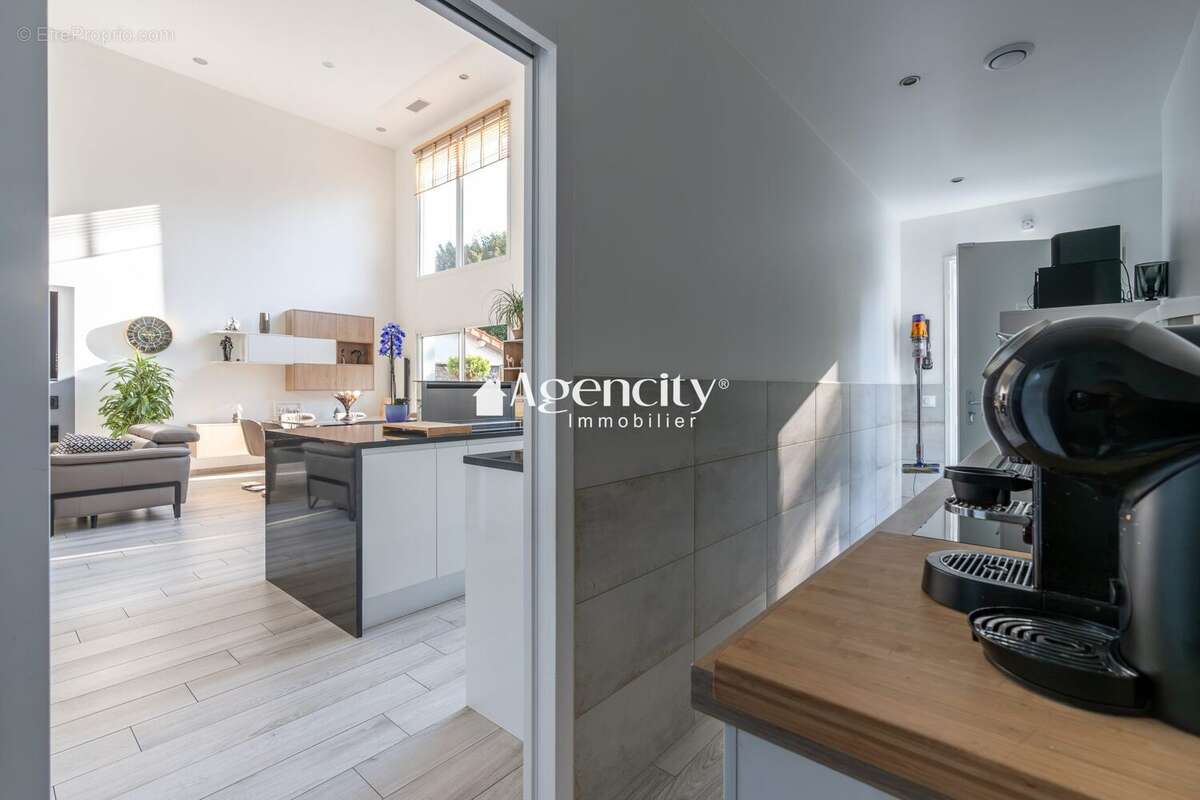 Maison à LAGNY-SUR-MARNE