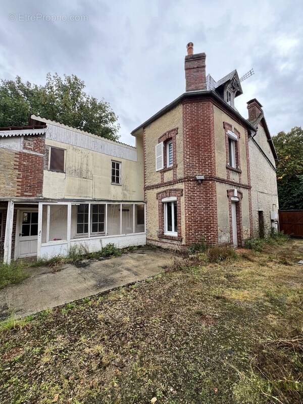 Maison à MEZIDON-CANON