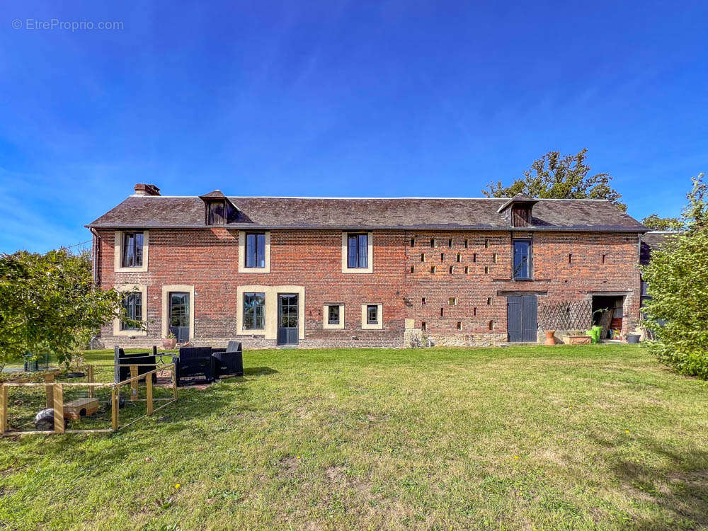 Maison à GUERQUESALLES