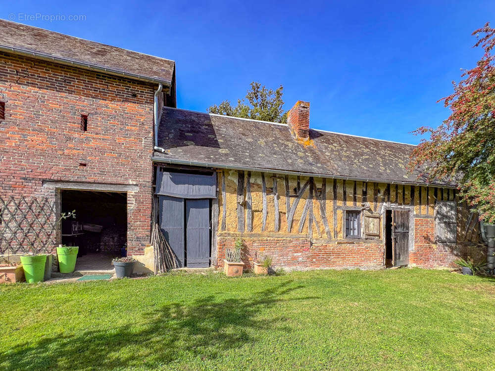 Maison à GUERQUESALLES