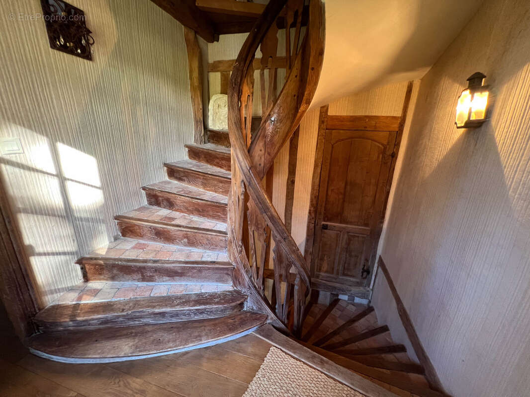 Maison à SAINTE-MARGUERITE-DE-VIETTE