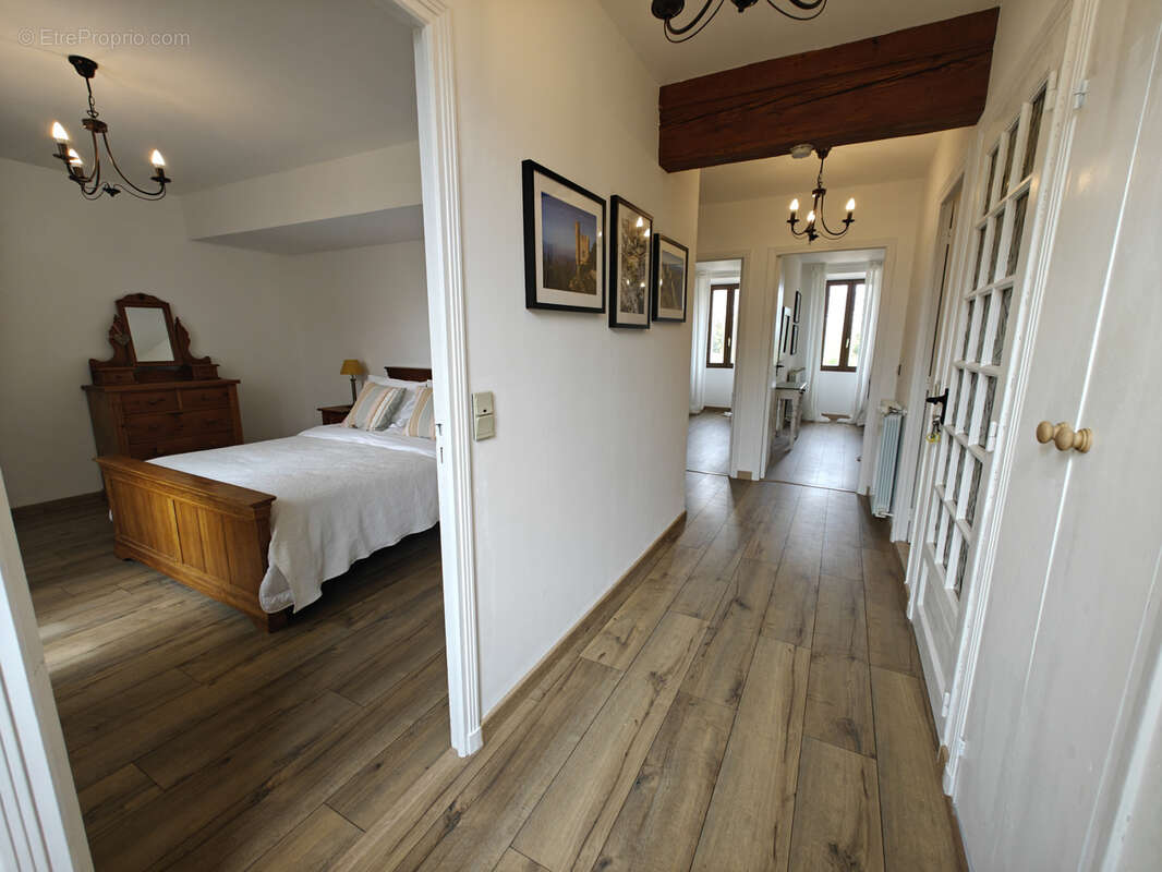 Maison à BELVEZE-DU-RAZES