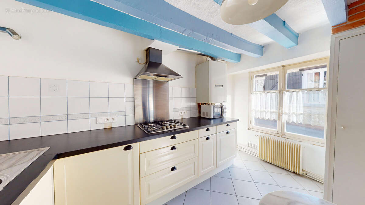 Maison à NEAUPHLE-LE-CHATEAU