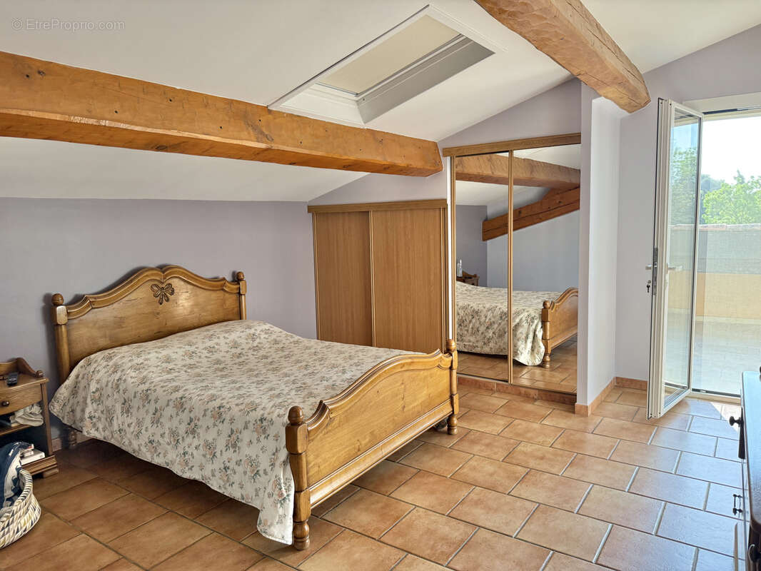 Appartement à HYERES