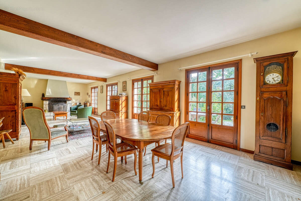 Maison à DEUIL-LA-BARRE