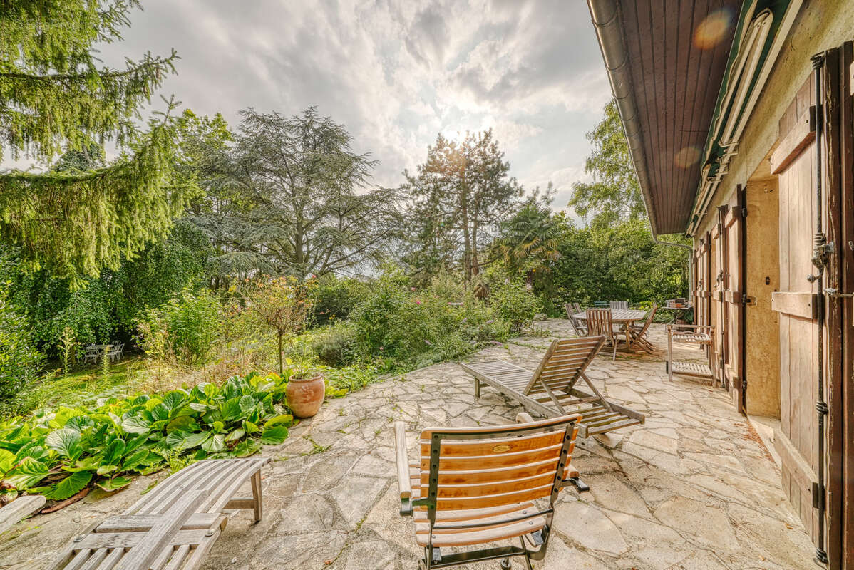 Maison à DEUIL-LA-BARRE