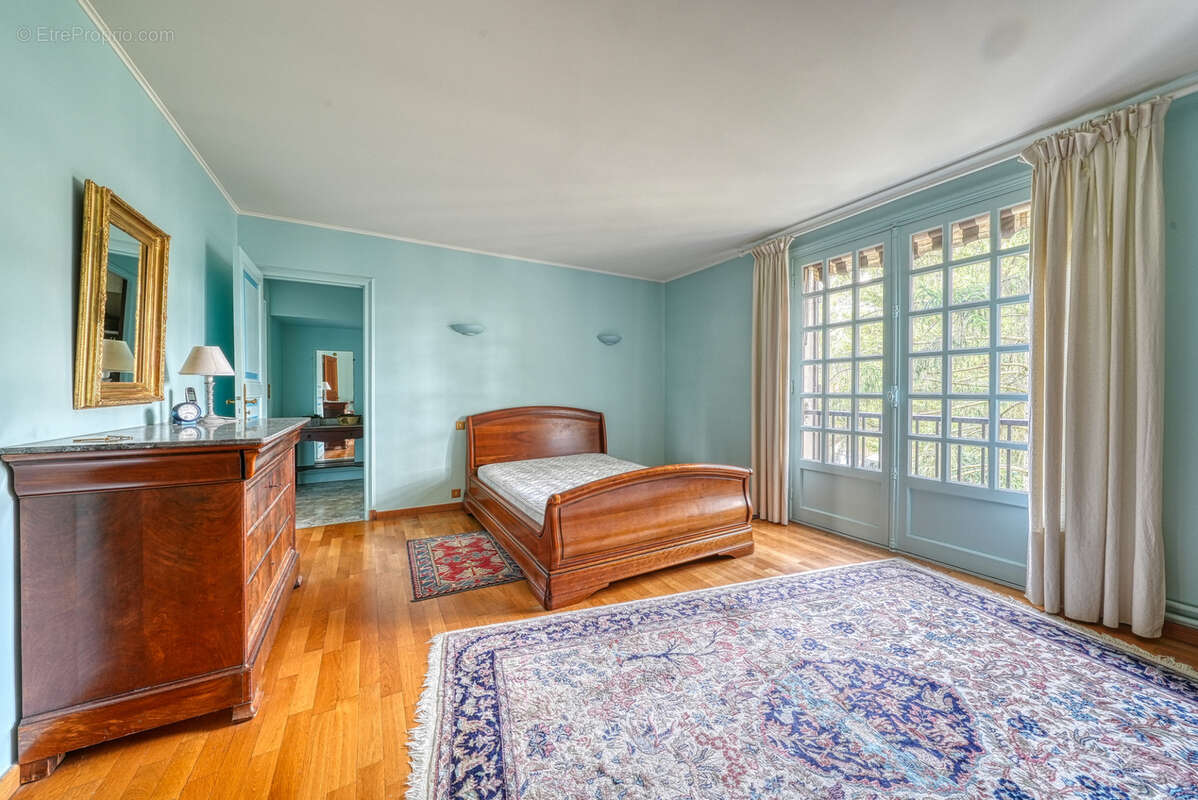 Maison à DEUIL-LA-BARRE