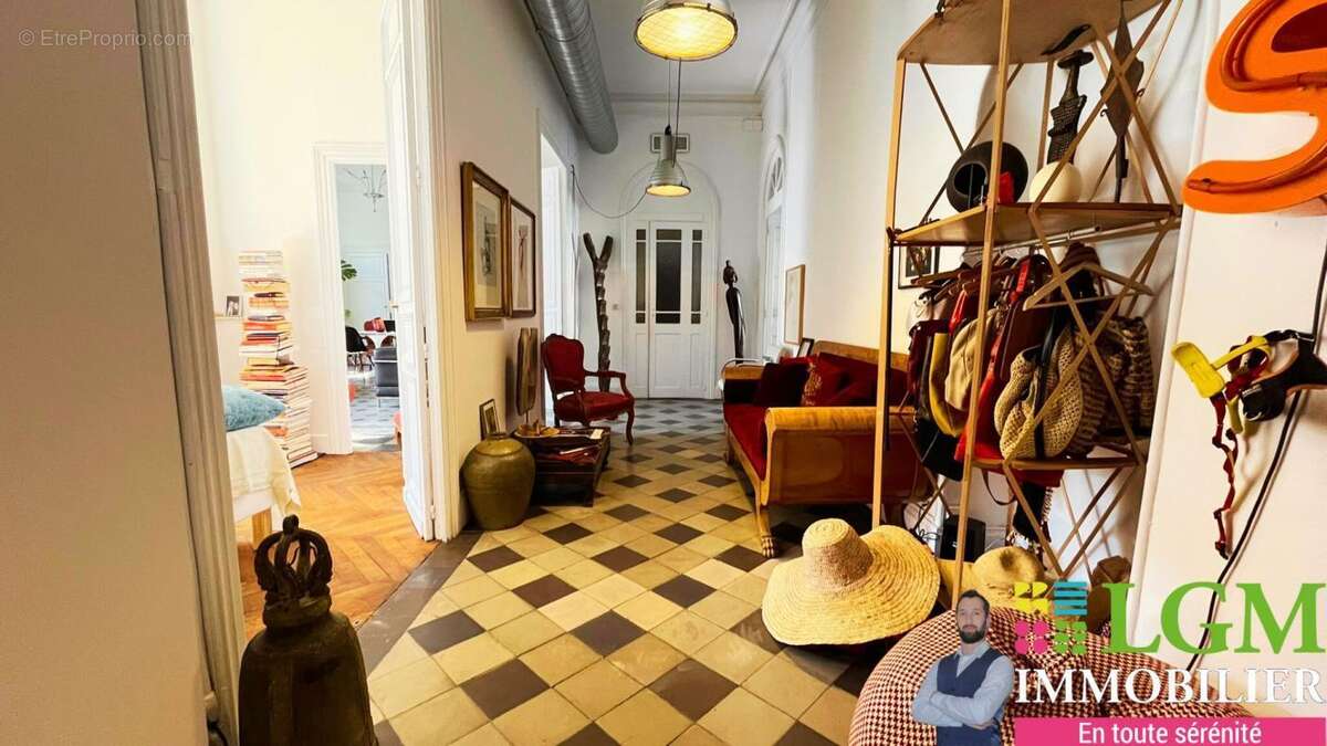 Appartement à NIMES