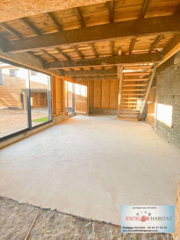 Maison à BELLEVILLE