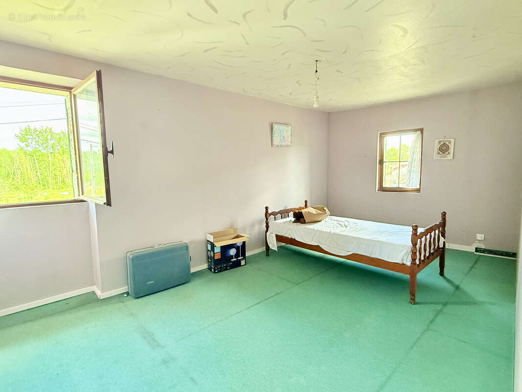 Maison à SAINT-LAURENT-D&#039;ARCE