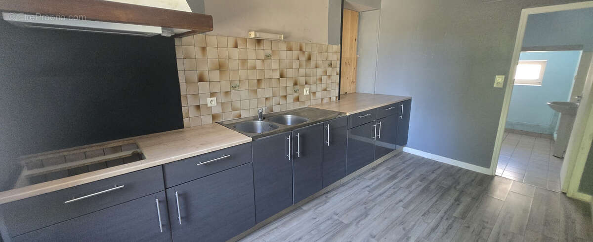 Maison à SAINT-PRIVAT