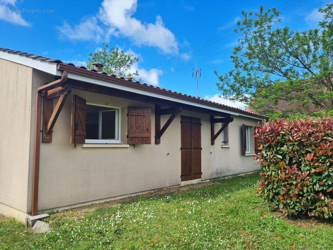 Maison à SAINT-SEURIN-SUR-L&#039;ISLE