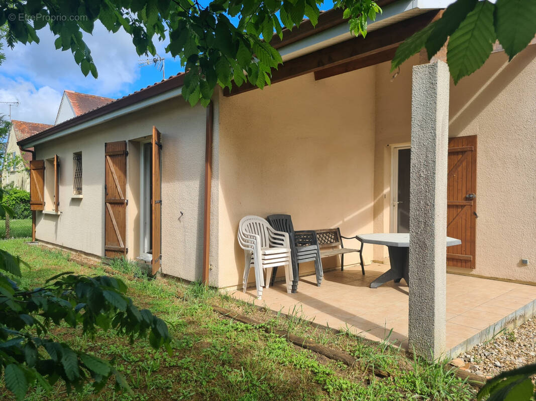 Maison à SAINT-SEURIN-SUR-L&#039;ISLE