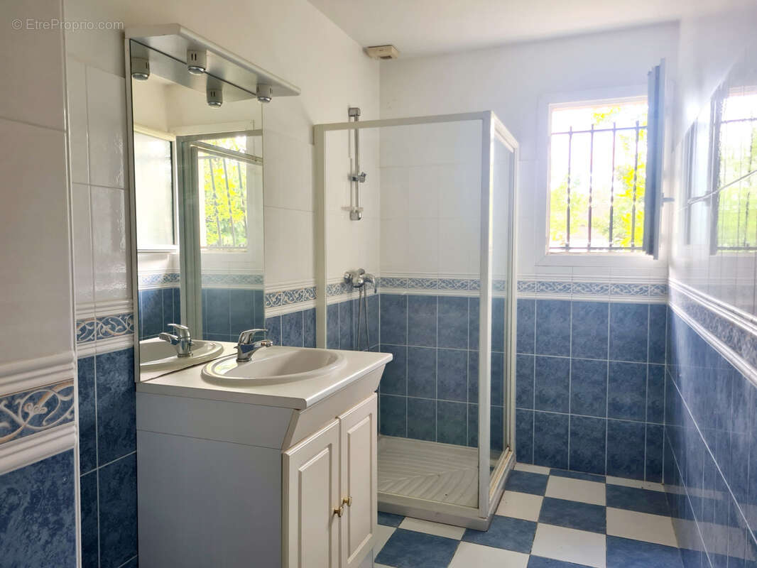 Maison à SAINT-SEURIN-SUR-L&#039;ISLE