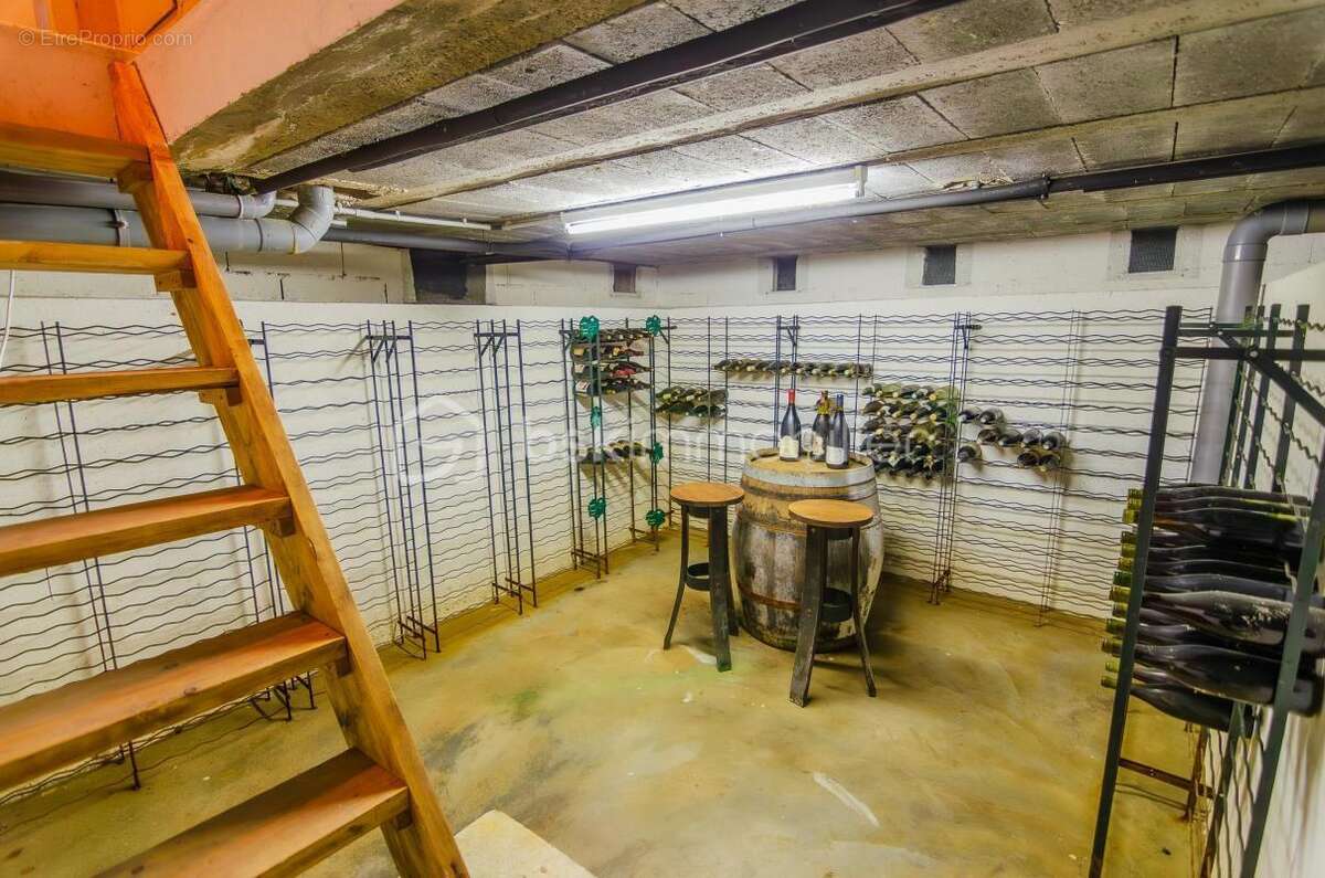 Maison à LE MEE-SUR-SEINE