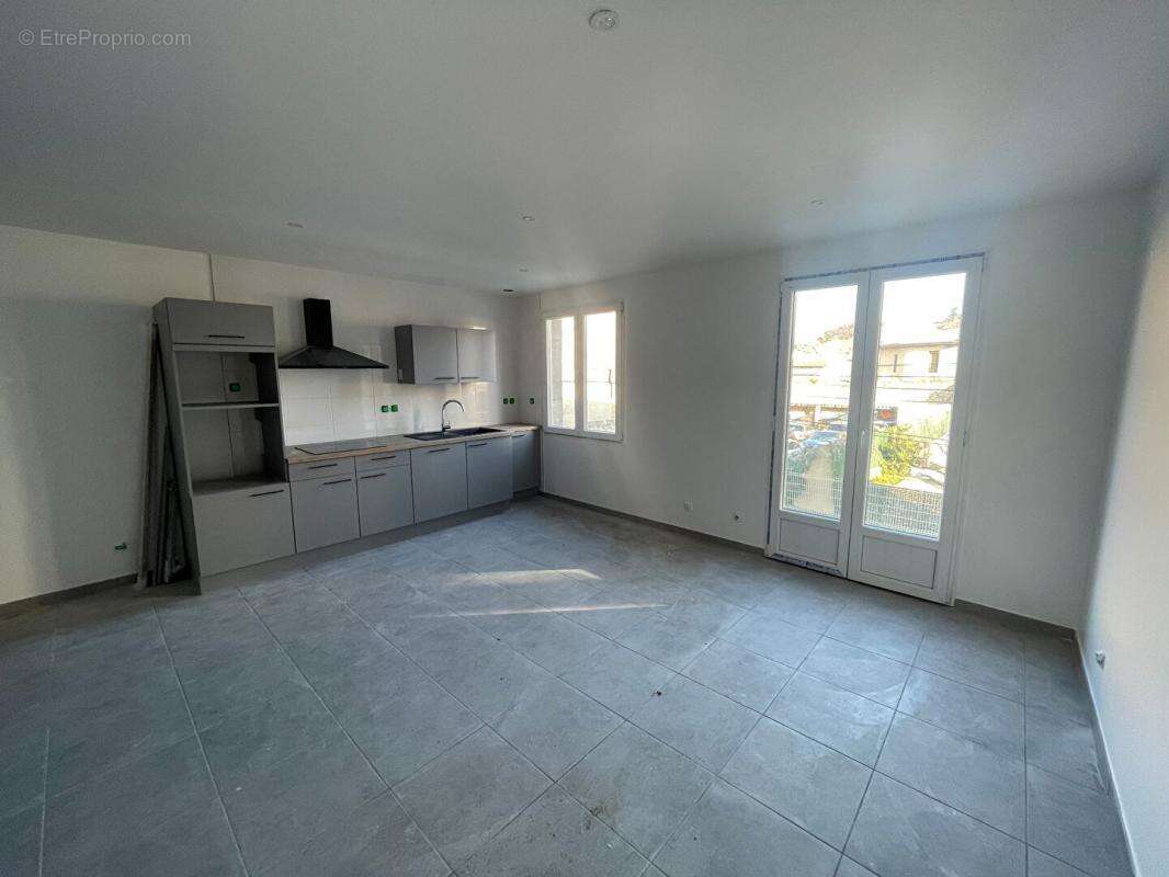 Maison à BOURG-LES-VALENCE