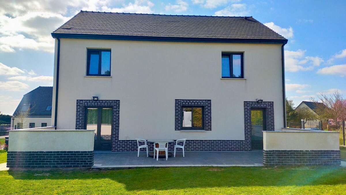 Maison à ALLONVILLE