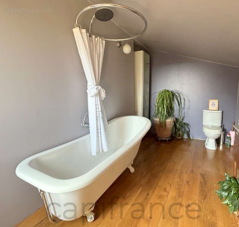 Maison à BEAULIEU-SUR-DORDOGNE